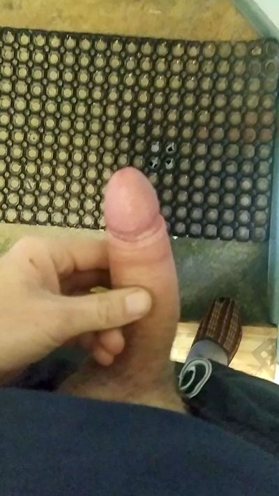 I jerk off for you slut, I want to fuck your hole