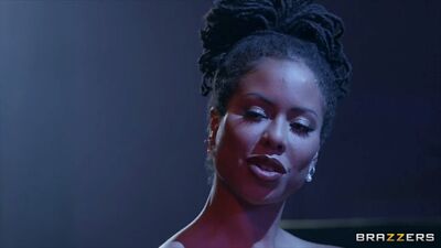 A black pianist fucks with sexy black girls